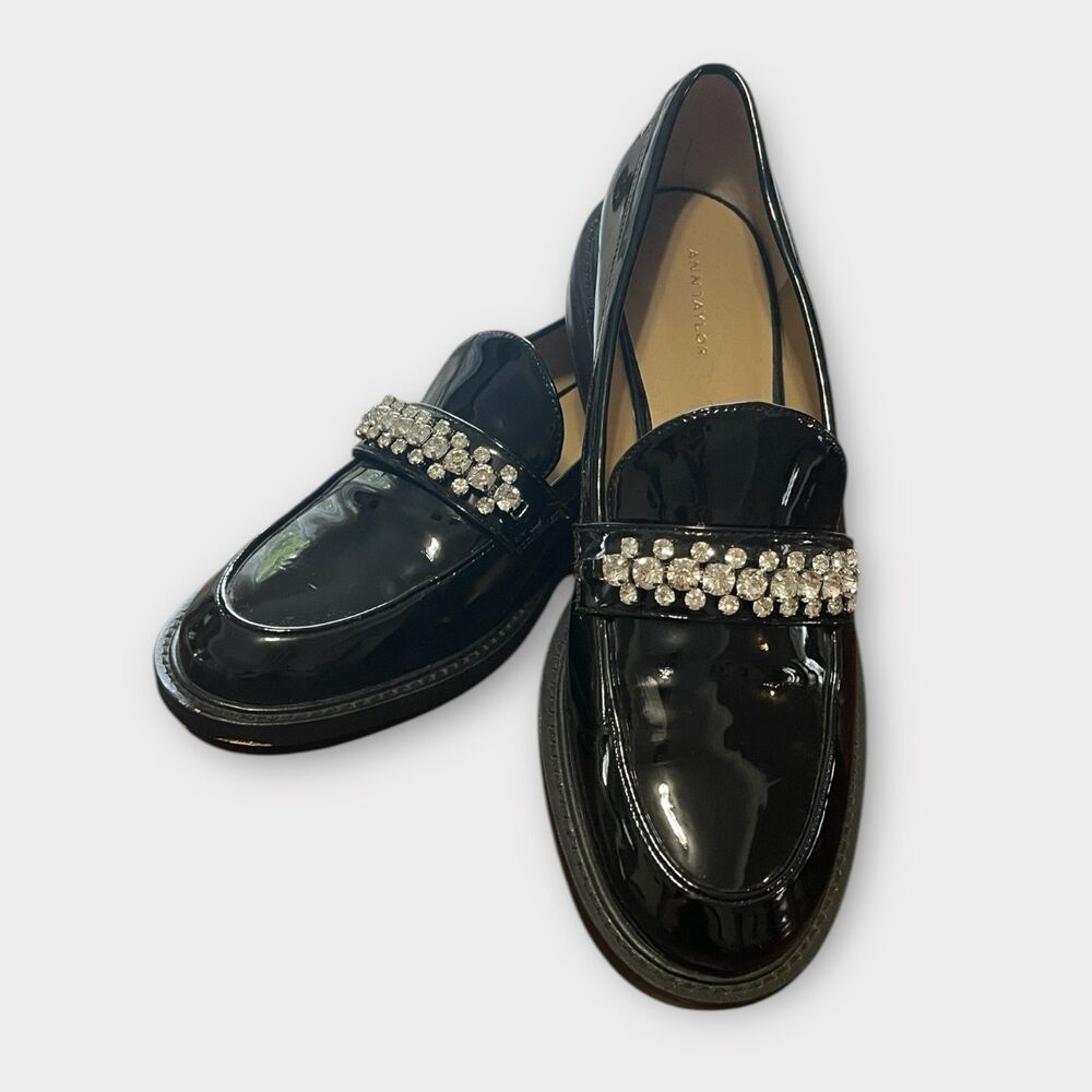 Ann Taylor Embellished Patent Loafers Sz 7 – Chic, Timeless & Polished